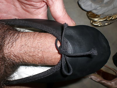 Zapatillas de ballet folladas
 #27946630