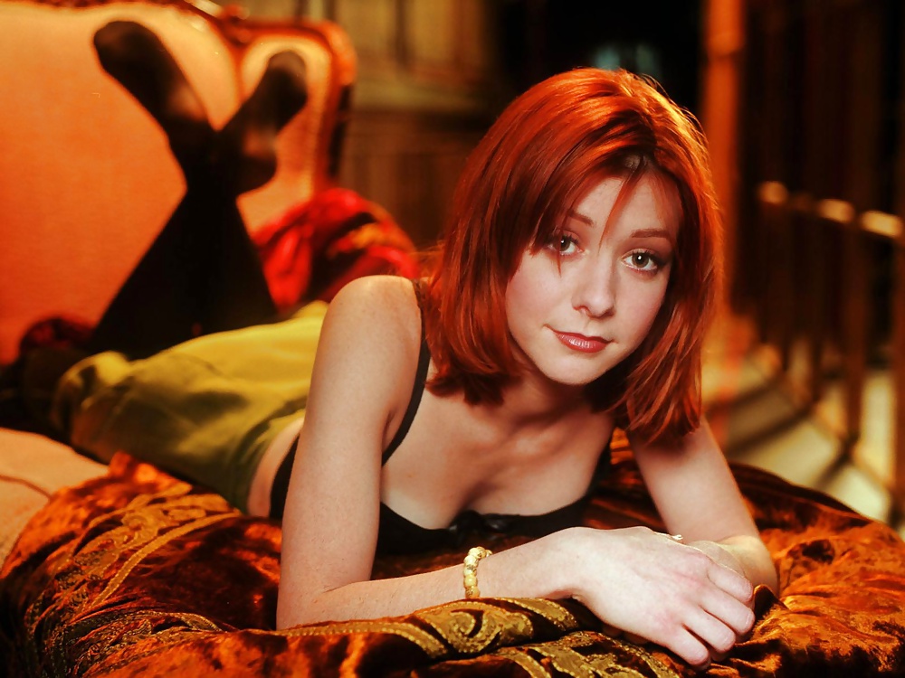 Alyson Hannigan #35389915