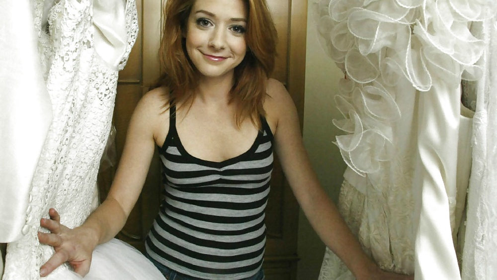 Alyson Hannigan #35389924