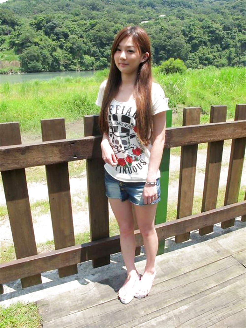 Cute Taiwan Girl #28080978