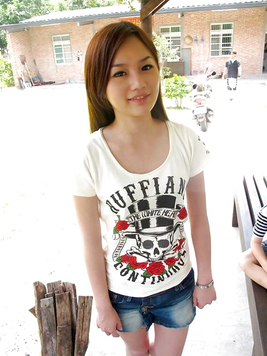 Ragazza taiwan carina
 #28080997