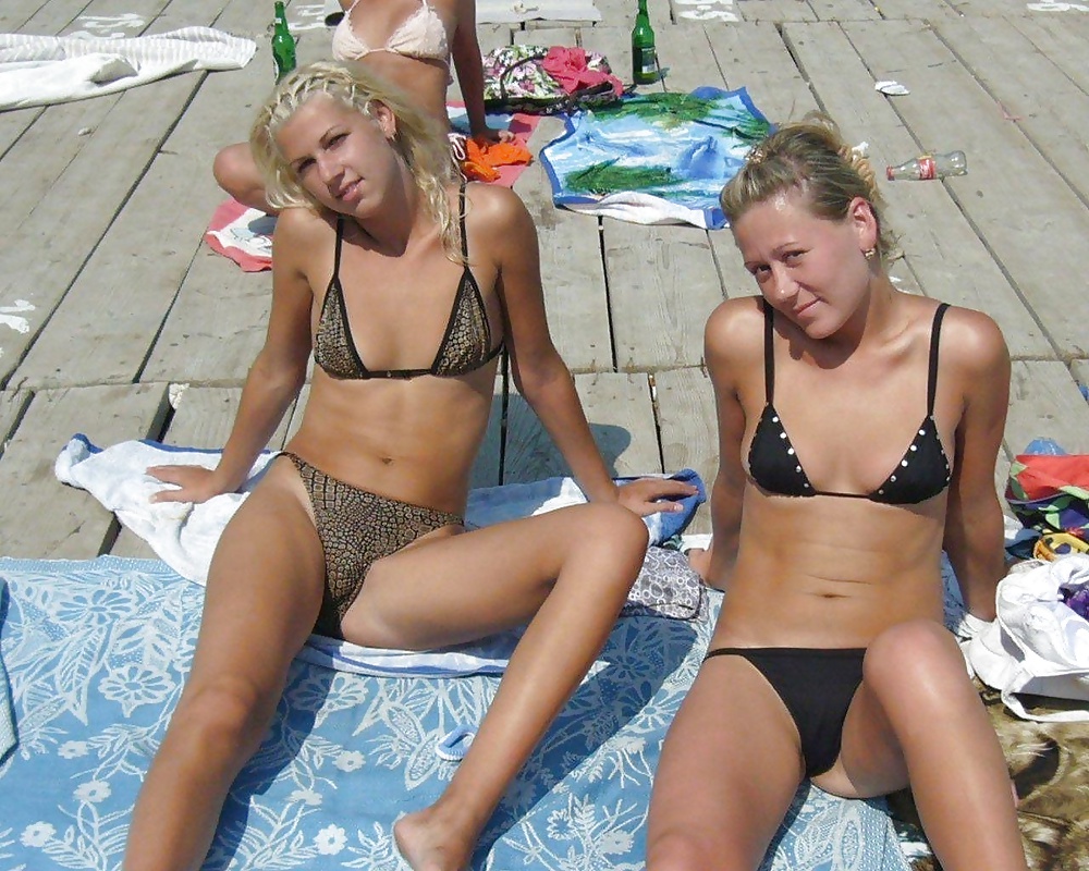 De jolies femmes en bikini 01 #26001389