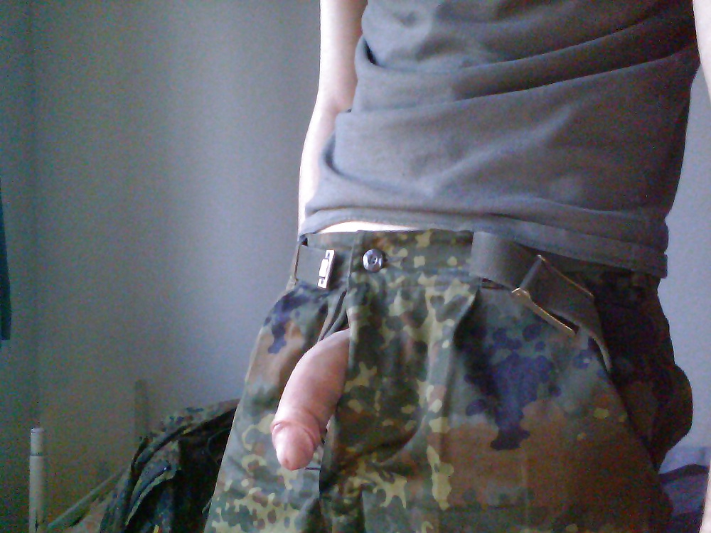 Soldat in Aktion #40477500