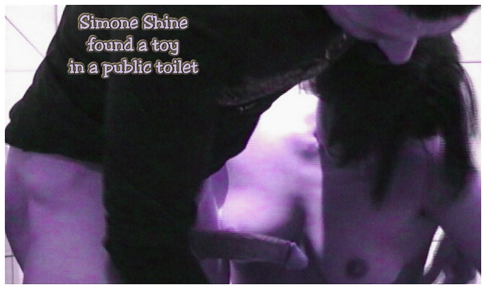 Simone Shine public toilet #23124203