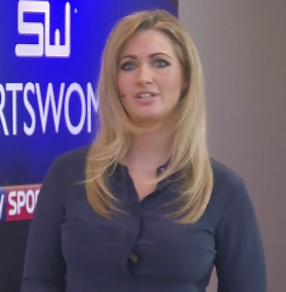 Hayley Mcqueen (sexy Présentateur De Sport Britannique) #26340033