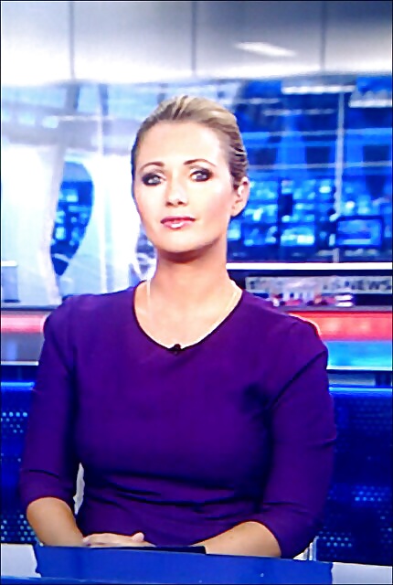 Hayley Mcqueen (sexy Présentateur De Sport Britannique) #26340072