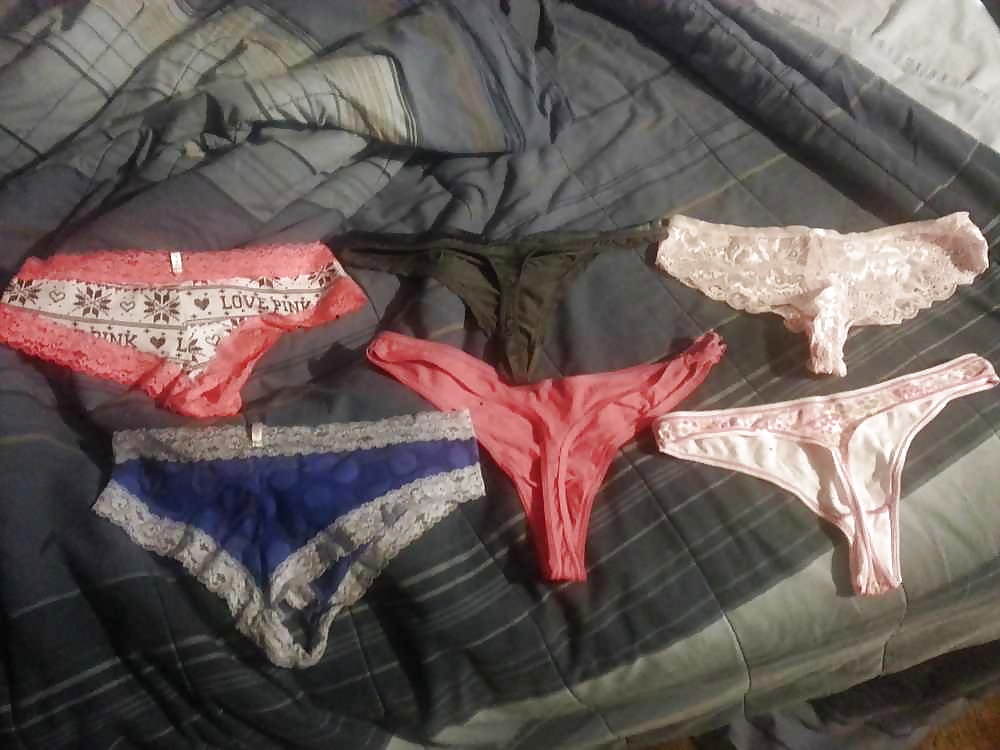 Ex novia cajón de bragas 
 #40889257