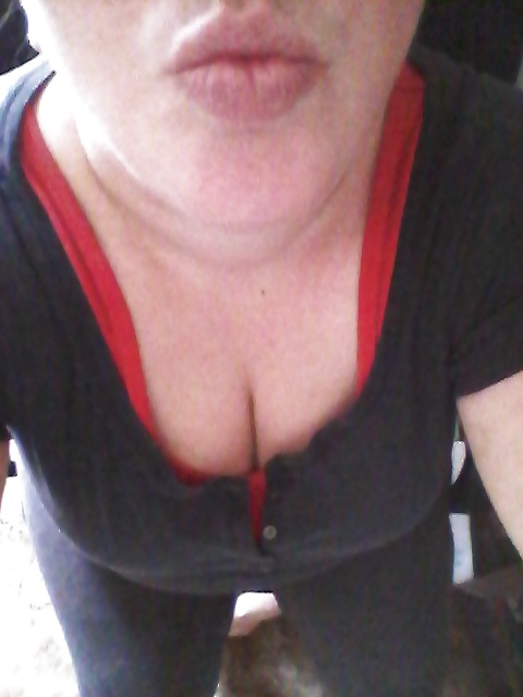 Mi esposa se ve aún más sexy...
 #40644757