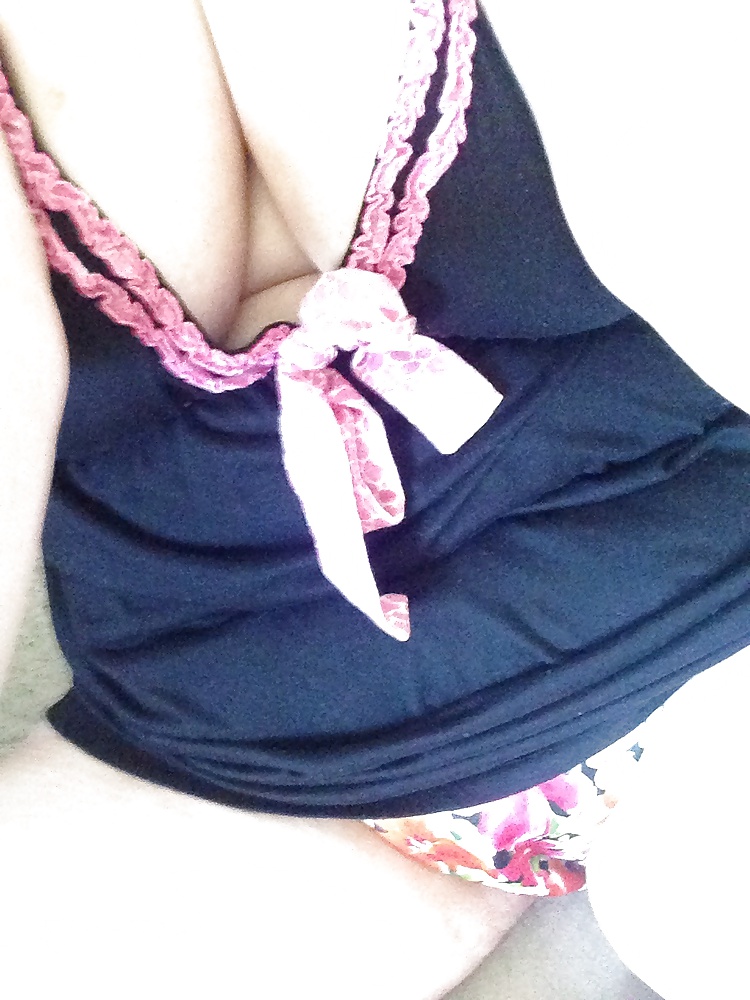 Mi esposa se ve aún más sexy...
 #40644835