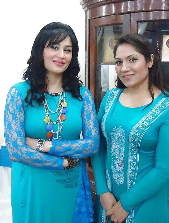 Paki cantante e attrice hamira arshad lovey slut
 #23142430