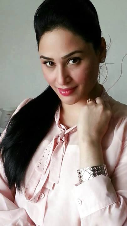 PAKI SINGER AND ACTRESS HAMIRA ARSHAD LOVEY SLUT #23142468