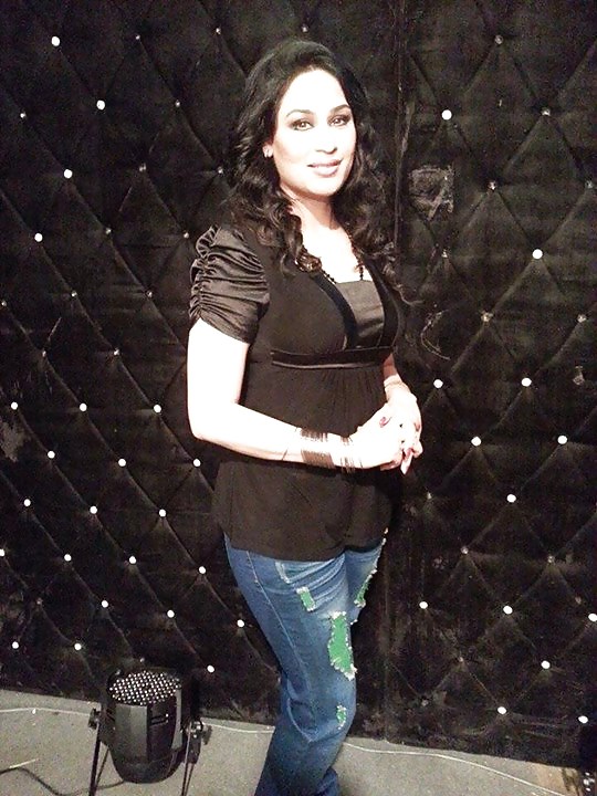 Paki cantante y actriz hamira arshad lovey slut
 #23142491