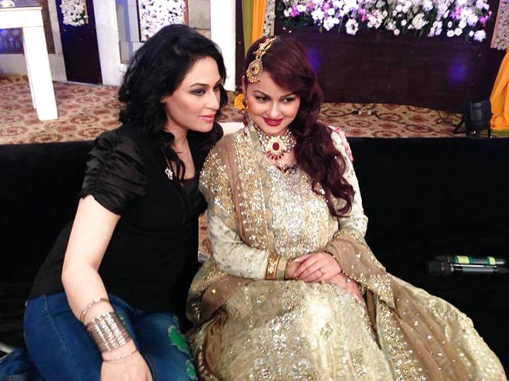 Paki cantante e attrice hamira arshad lovey slut
 #23142526