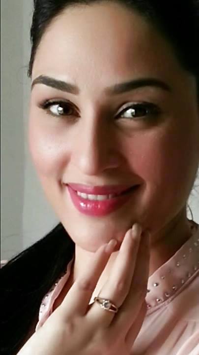 PAKI SINGER AND ACTRESS HAMIRA ARSHAD LOVEY SLUT #23142541