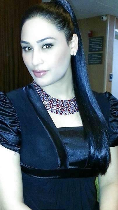 Paki cantante e attrice hamira arshad lovey slut
 #23142545