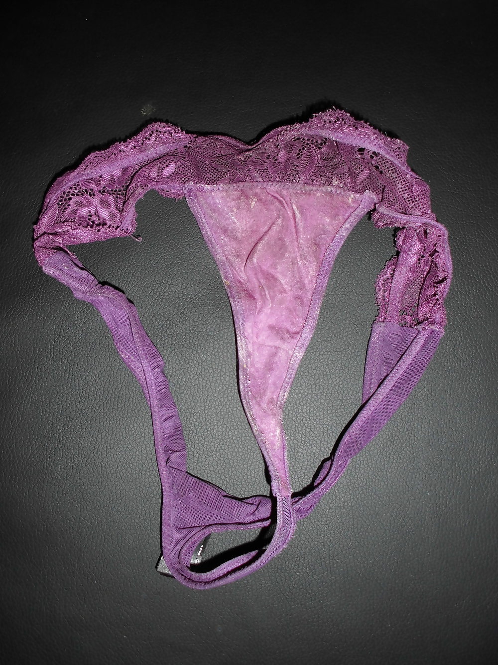 Encontré algo de ropa :) ups ahora soy yo
 #29259146