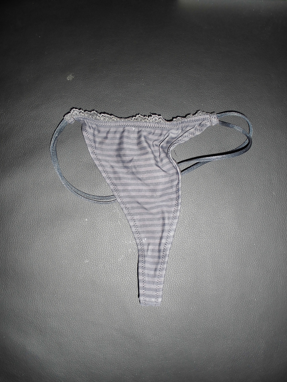 Encontré algo de ropa :) ups ahora soy yo
 #29259153