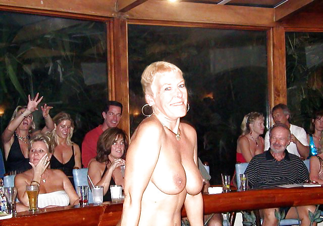 Esposa zorra 225
 #37750762