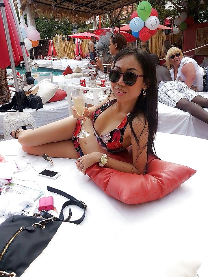 Putas del mundo 2
 #34068831