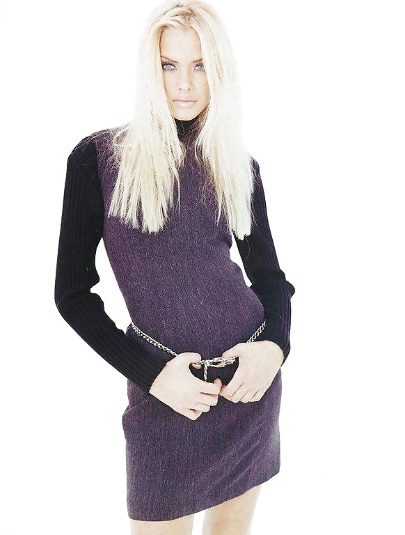 Kristanna loken
 #30005825