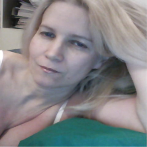 Tania Russische Milf Blonde Russische Neues Jahr Tease #40860735