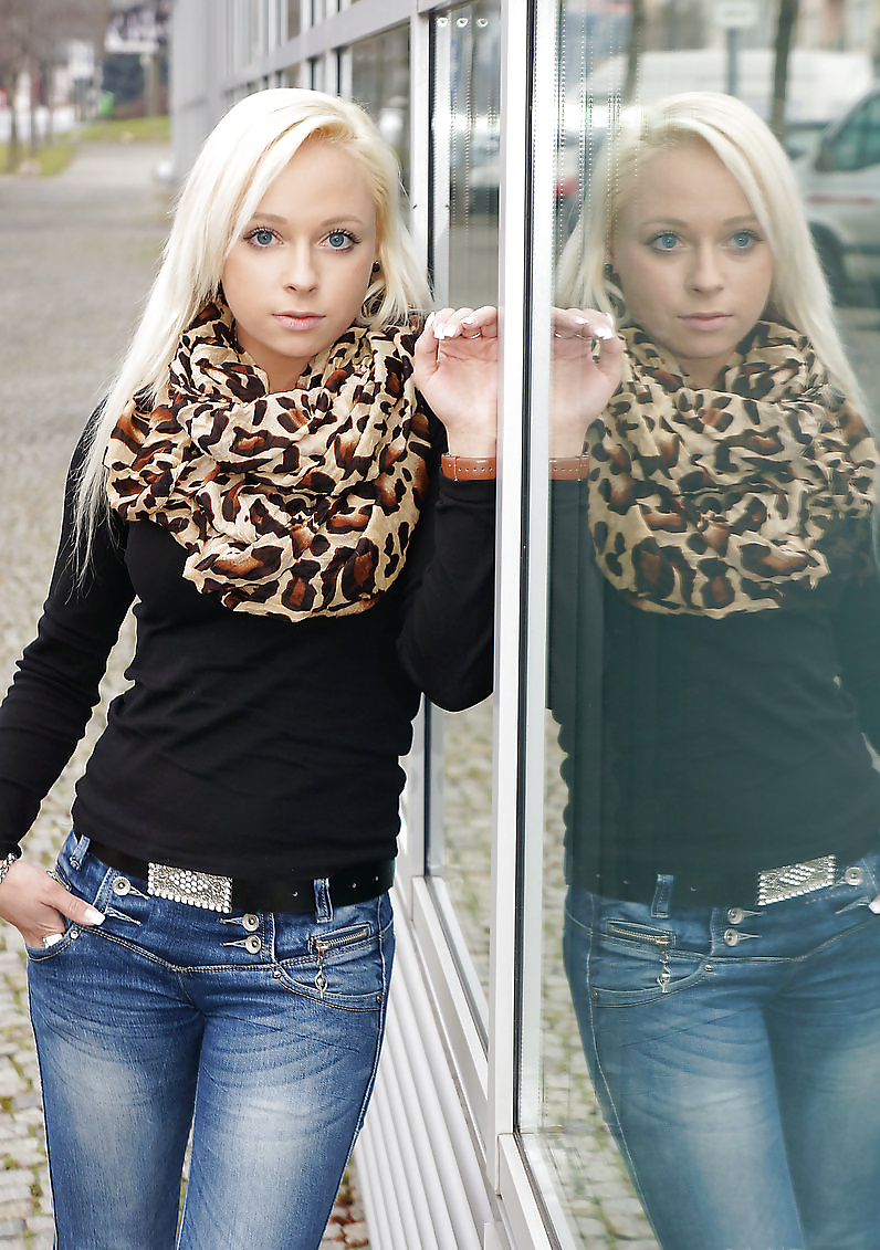 Teenie 595 #35322895