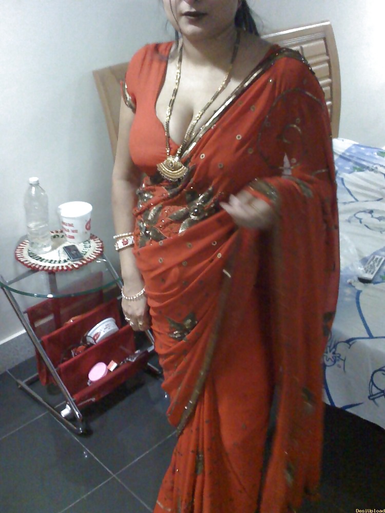Famous Indian BBW Aunty #39225084