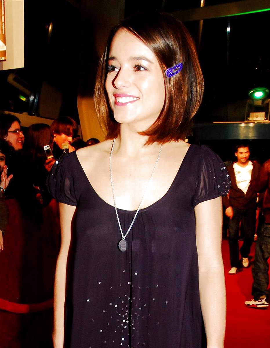 Alizee french singer
 #39470190