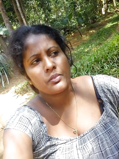 Sri Lankan Aunty #36800463