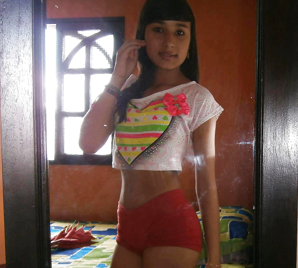 MIS PRIMAS #24876482