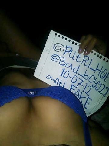 Putri #28720759