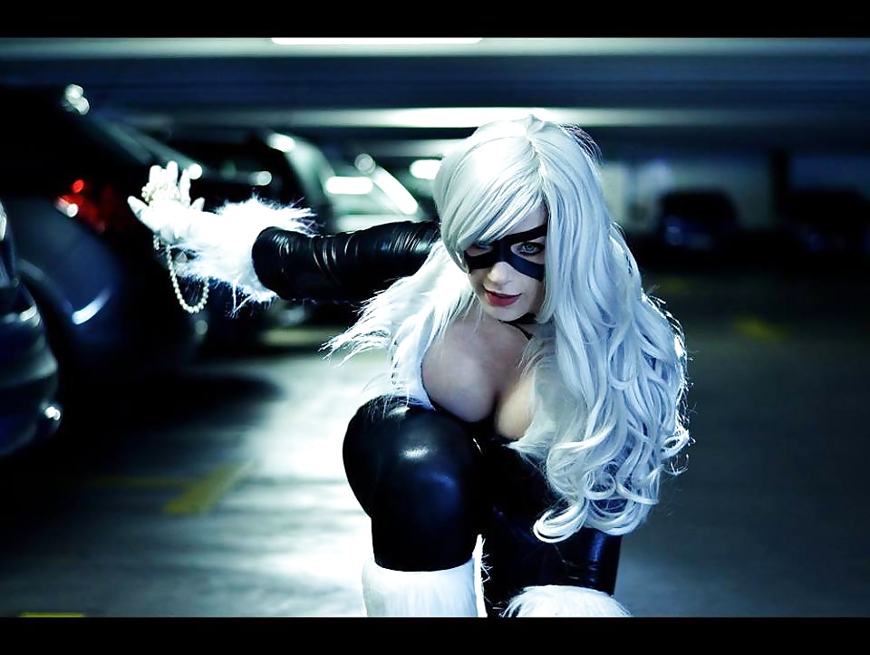 Cosplay #4: kana come gatto nero da marvel comics
 #26803255