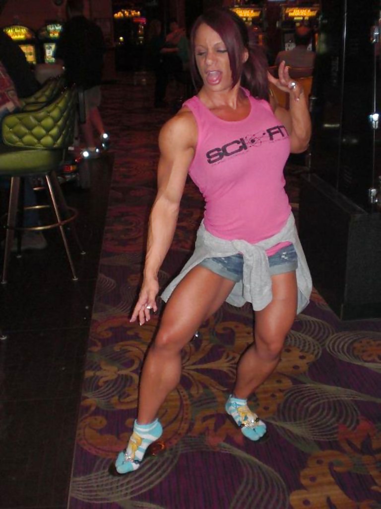 Bodybuilders femminili caldi
 #33641909