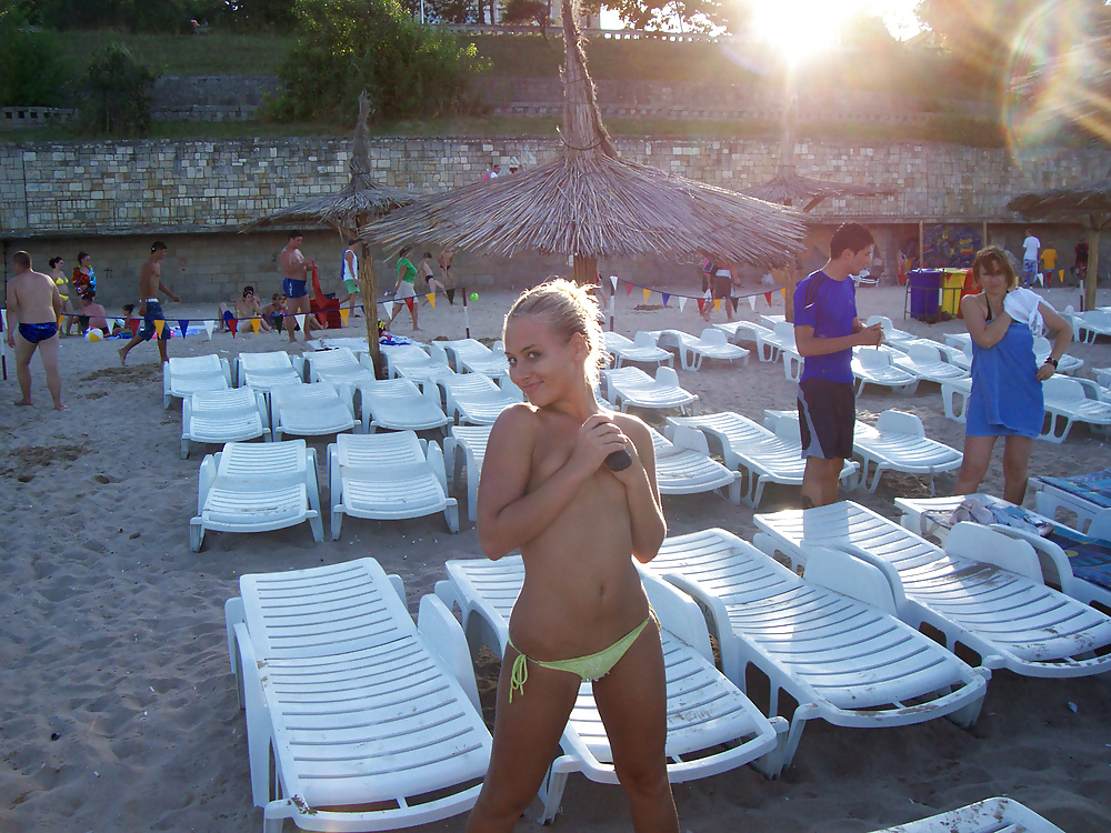 Fotos robadas
 #28073658