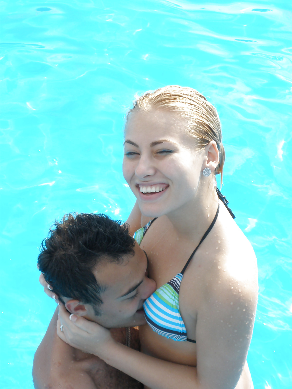 Fotos robadas
 #28073747