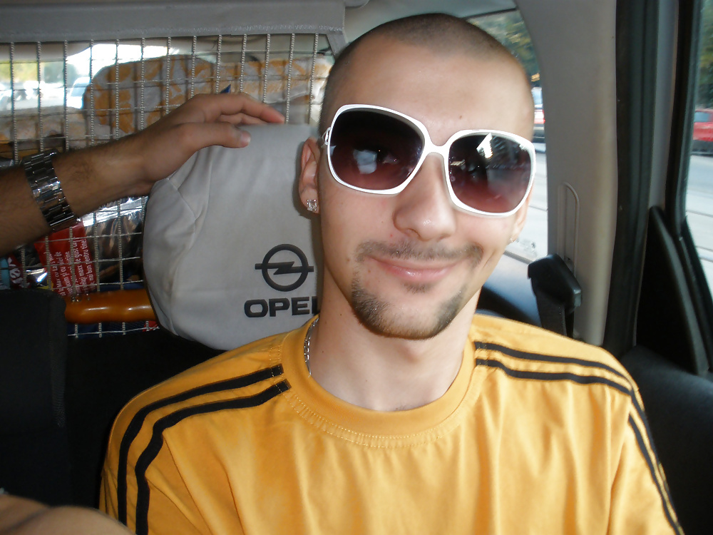 Fotos robadas
 #28073811