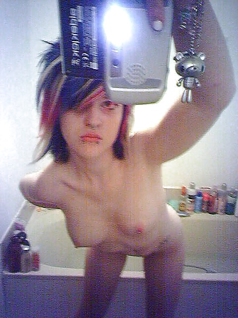 Amateur Teenies: Self Shots 4 #28605887