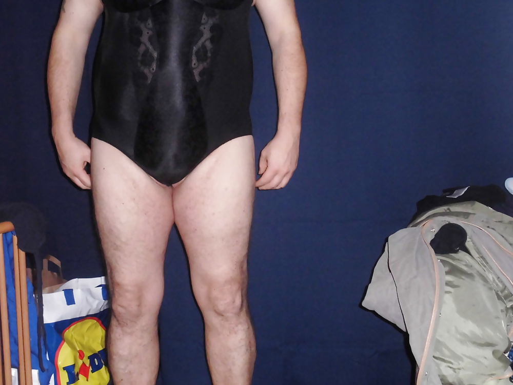 In schwarzer Strumpfhose #31509930