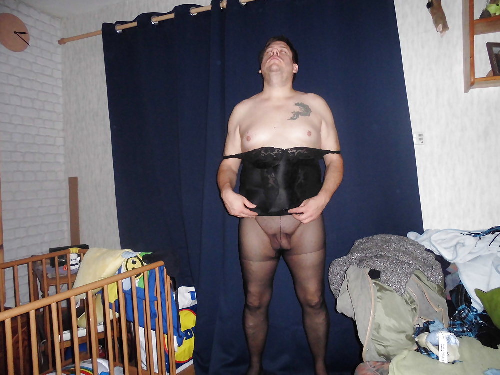 In schwarzer Strumpfhose #31509939