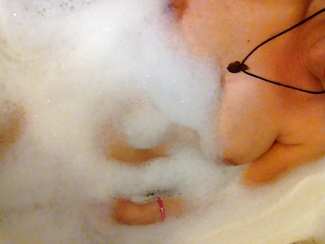 Stolen Pics #23112715