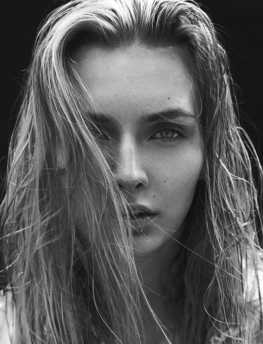 Faces xvi
 #27696761