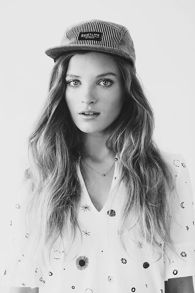 Faces xvi
 #27696894