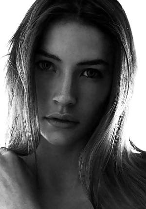 Faces xvi
 #27696950