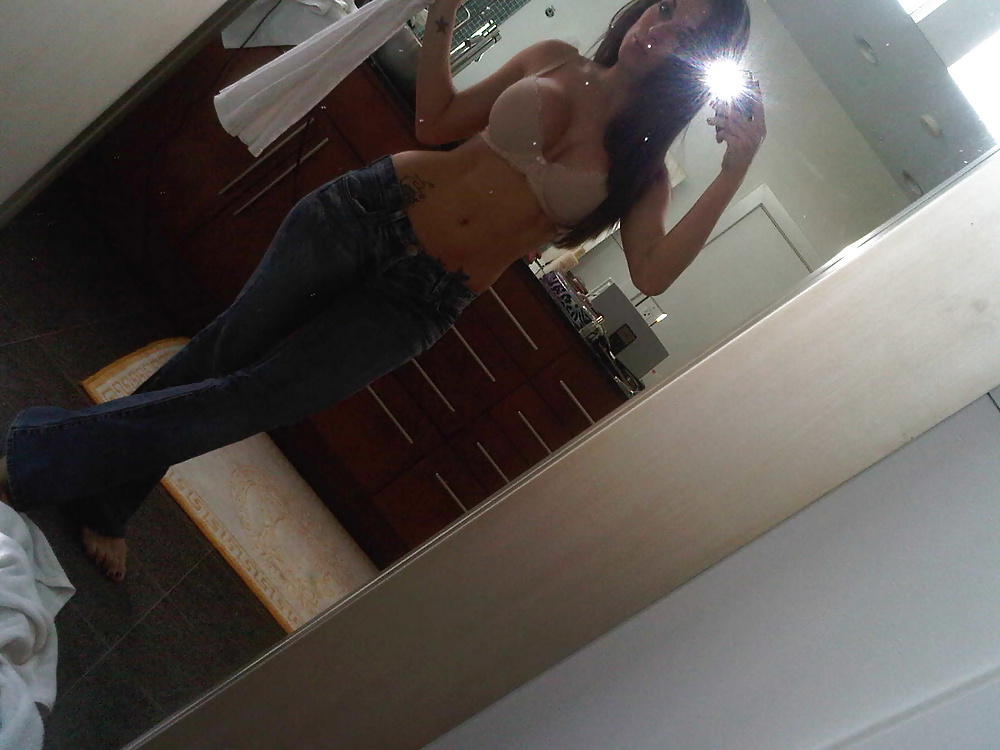 Sexy zoey
 #32352972