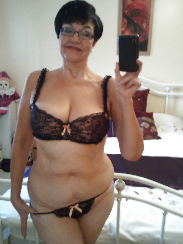 Gina's friend Jean Asked Us To Post Her Selfies #31964109