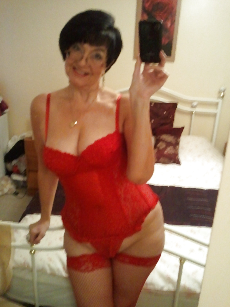 Gina's friend Jean Asked Us To Post Her Selfies #31964114