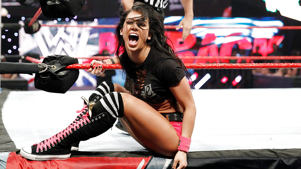 WWE AJ Lee #24064389