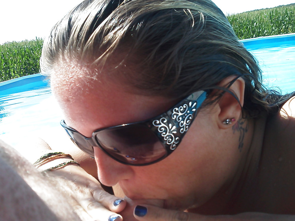 Fun in the pool #37598142