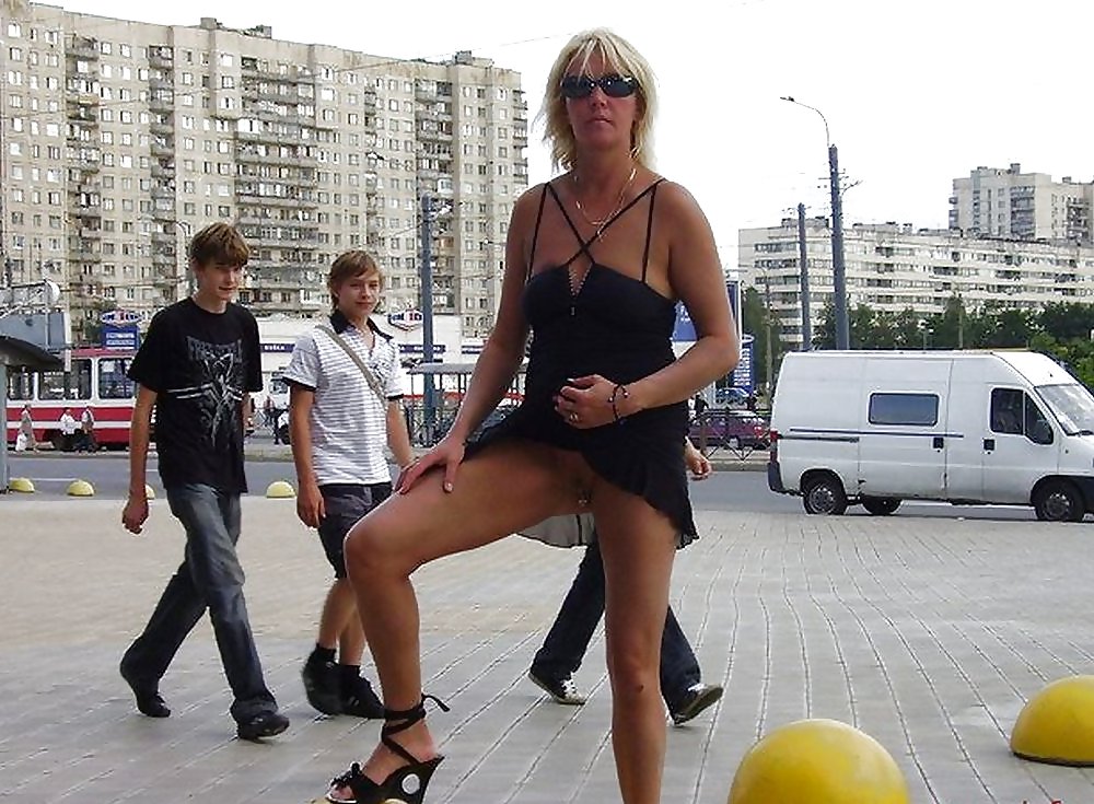 Public Viewing -301- #37017639