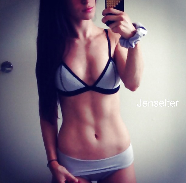 Fitness Mädchen Selfshot #23674135